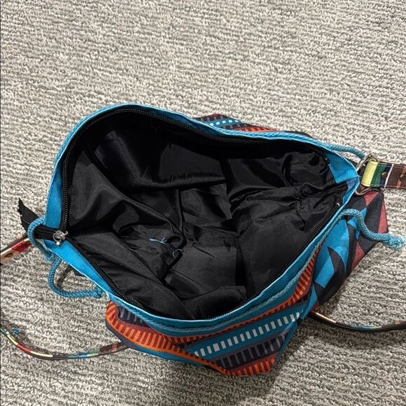 Colorful Patterned Shoulder Bag - Picture 2 of 3